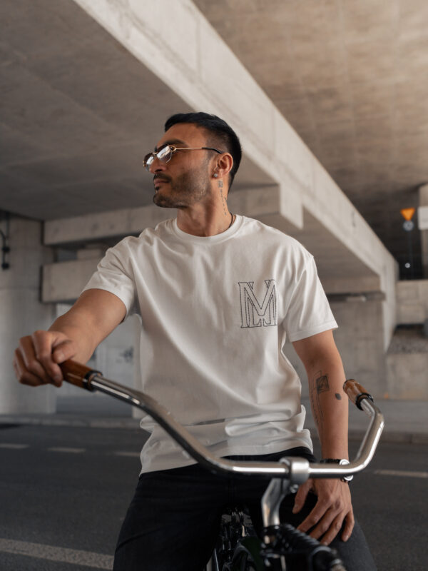 T-shirt Emblem Biały