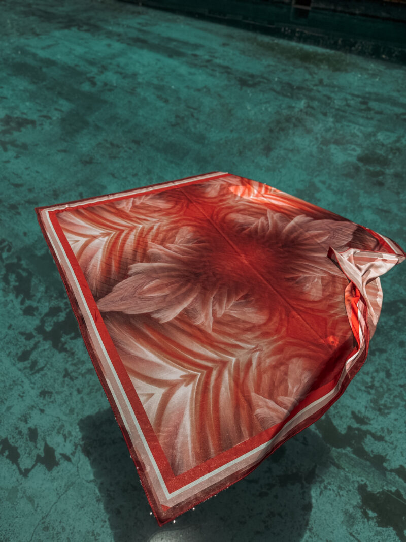 Chusta Yazira Ruby (Pre Order) - obrazek 3